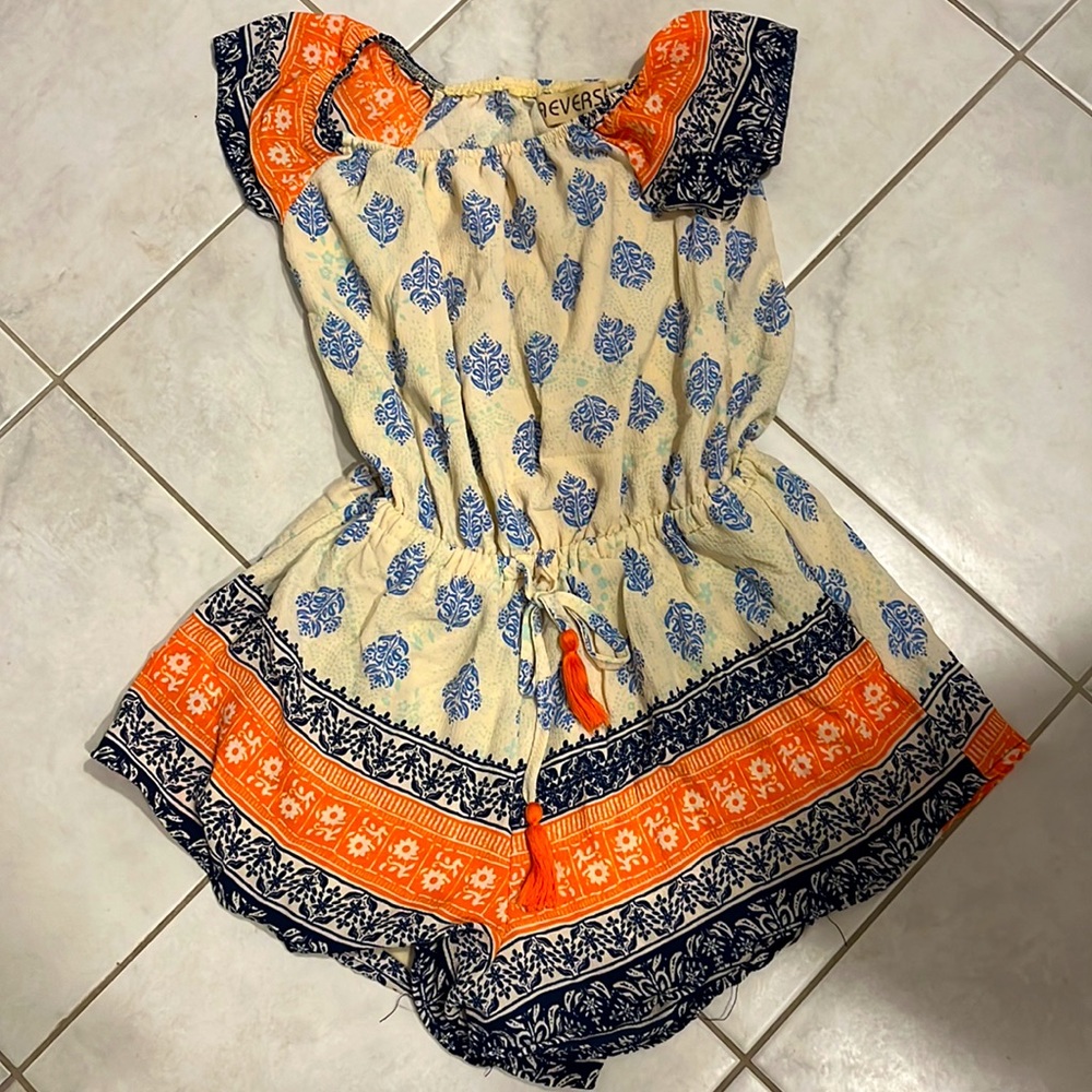 💥50% sale💥Reverse romper size XS. E#584
